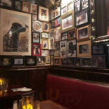 Fred's