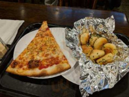 Sal's Pizzeria