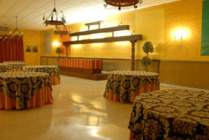 Salon De Celebraciones Y La Cabana