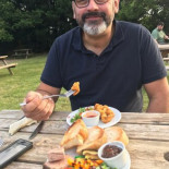 The Three Horseshoes