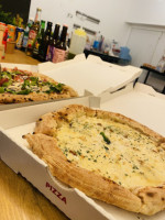 Una Pizza Di Napoli