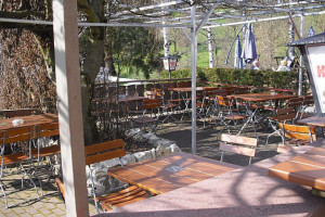 Rosengarten Biergarten