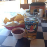 Los Reyes Grill