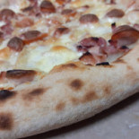 Pizza Swan