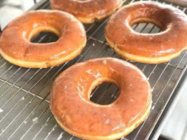 Kinly Donuts