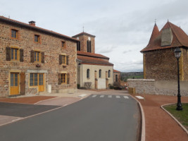 Auberge De Parigny