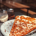 Lazy Moon Pizza