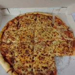 Richard's Pizza