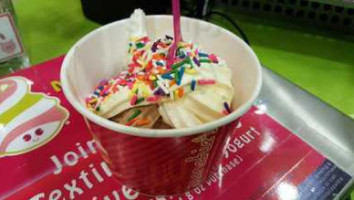 Menchie's Frozen Yogurt