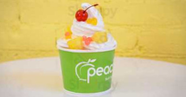 Peachwave Frozen Yogurt