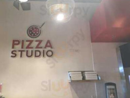 Pizza Studio