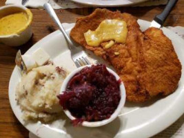 Schmidt’s Restaurant und Sausage Haus