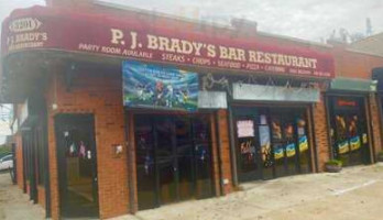 Pj Brady's