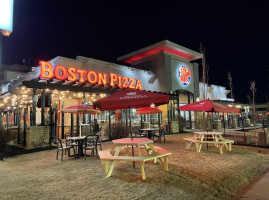 Boston Pizza