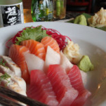Off The Hook Sushi