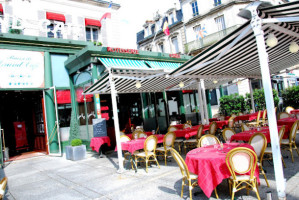 Le Grand Café