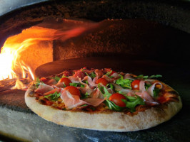 Pizza O Feu De Bois