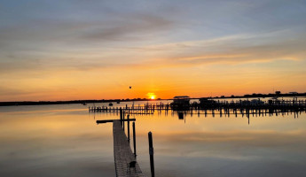 Champlin's Marina Resort