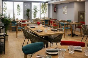 Lubora Madrid Bistro