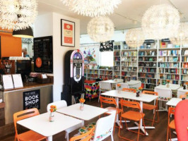 Wee Bookshop And Cafe