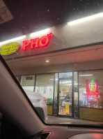 Pho Hoang Yen