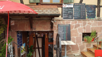 Au Petit Bariga Cave A Gouter