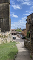 L' Auberge Du Château De Biron