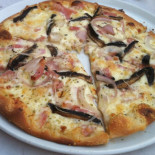 Rico Kebab Pizza