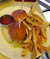 Houlihan's
