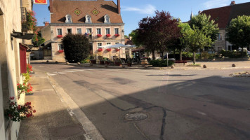 Le Relais De Bèze