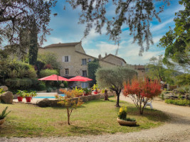 Auberge Du Vieux Lanas