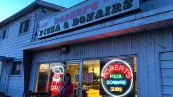 Robert's Pizza Donairs & Subs