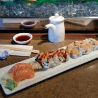 Purple International Bistro & Sushi