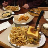 Hooters