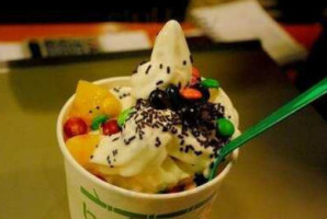 Bamboo Frozen Yogurt Café