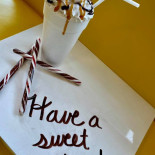 Rocky Mountain Chocolate Factory/u-swirl Frozen Yogurt