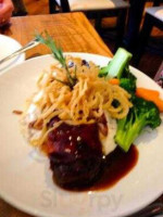 Alexander's Cafe