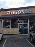 Julio's