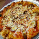 Pini's Pizzeria