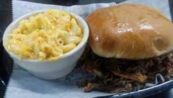 Nooga-Q Smokehouse & Grill