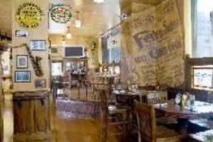 Peggy Kinnane's Irish Restaurant & Pub