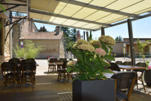 Chez Theo
