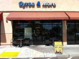 Gyros More