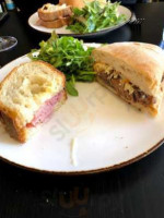 La Fromagerie Cheese And Wine Bistro