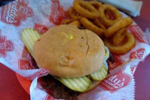 Freddy's Frozen Custard Steakburgers