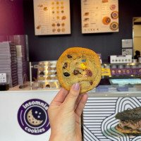 Insomnia Cookies