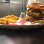 The Draft Restaurant And Sports Bar