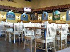 Los Compadres Mexican Grill