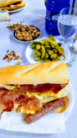 El Hostal