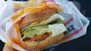 Carl's Jr.